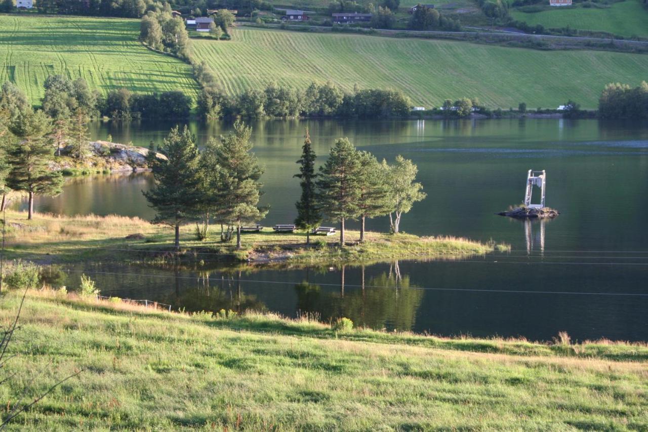 Furulund Pensjonat Ron Bagian luar foto